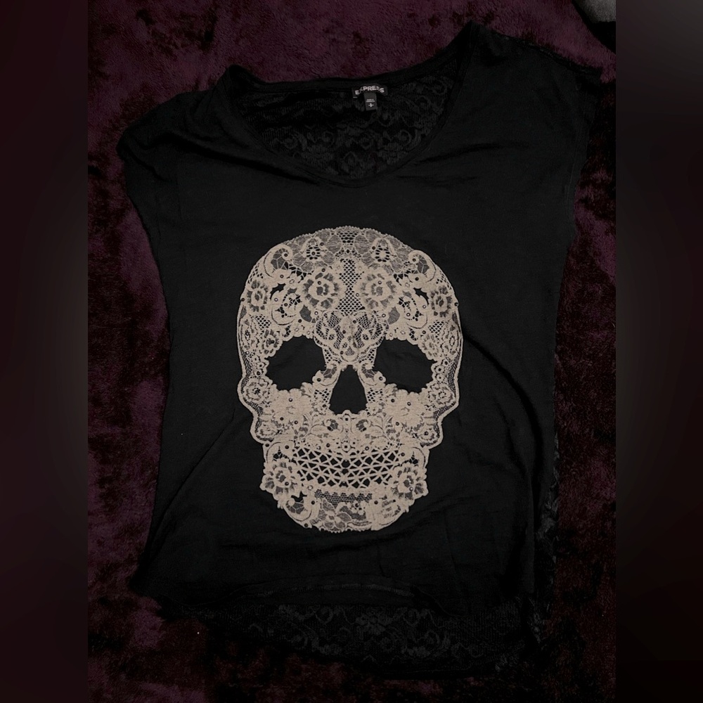 Skull Top with full lace back
